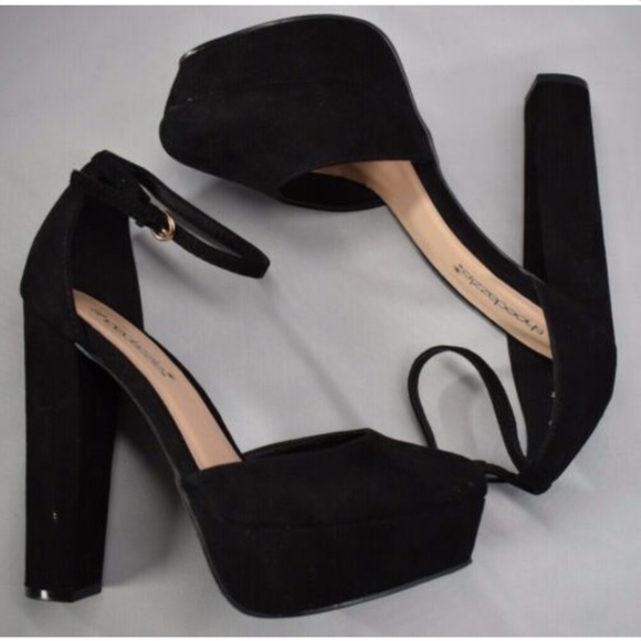 shoedazzle pumps